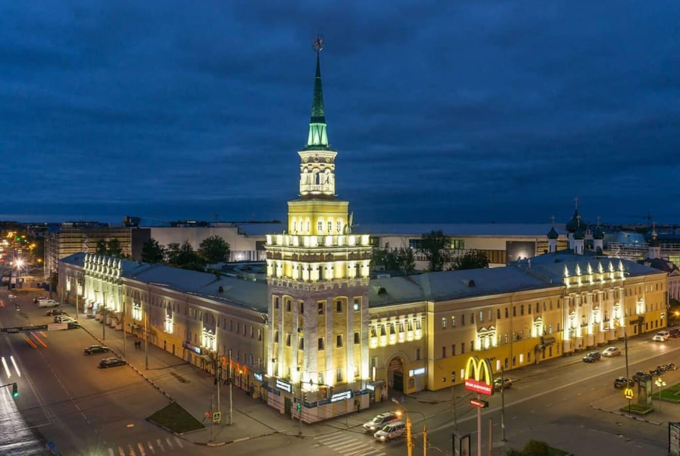 Площадь ярославля. Вознесенские казармы Ярославль. Вознесенская казарма Ярославль. Башня казарм Ярославль. Бывшие Вознесенские казармы Ярославль.