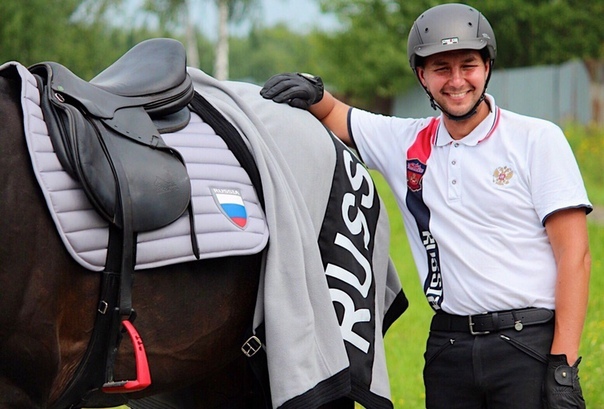 Фотографии тренеров в КСК "Премиум"