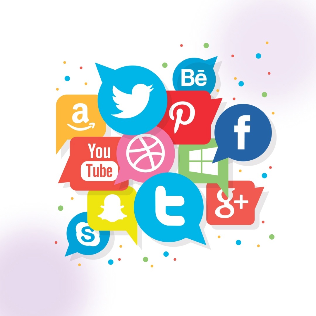 Social media. Соц сети. Смм маркетинг. Общение в соцсетях картинки. Экран телефона с соц сетями.