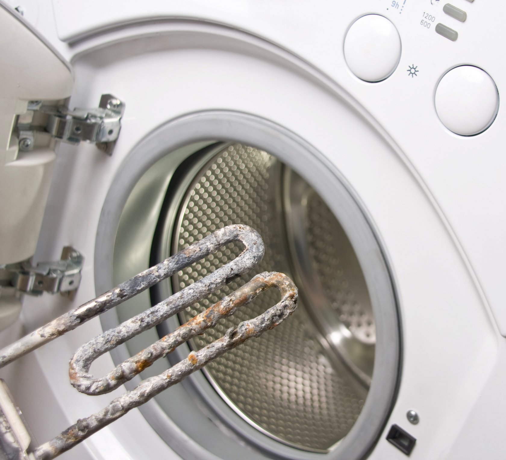 Почему нагревается розетка при работе стиральной машины?