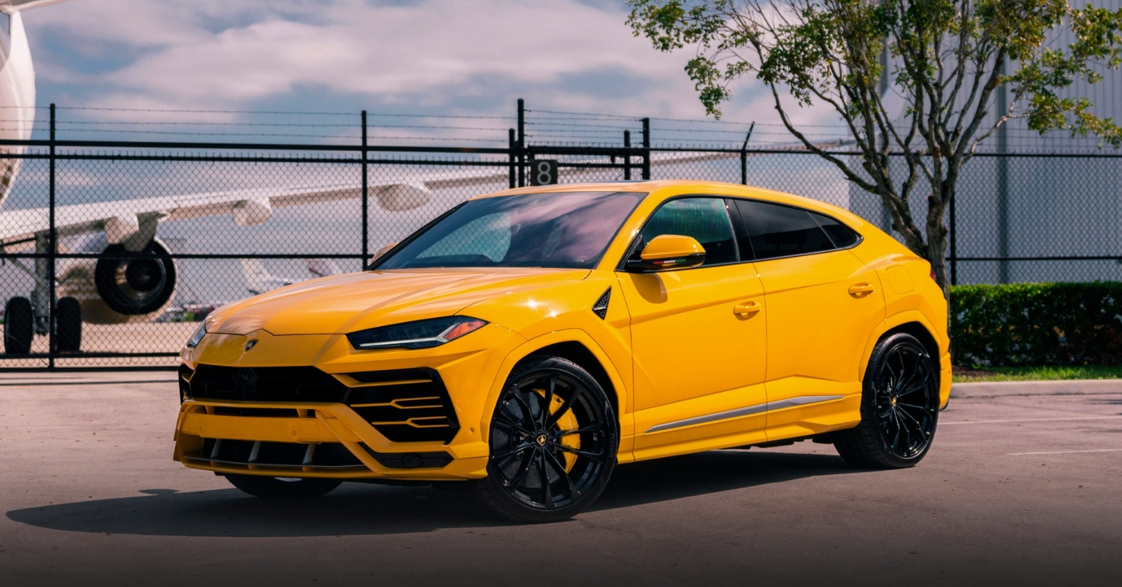 Lamborghini Urus Manhart Performance