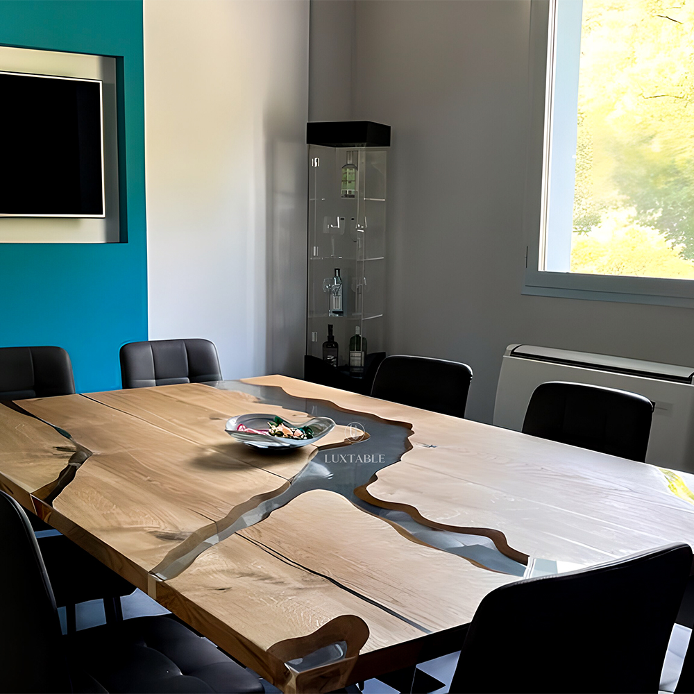 Epoxidharz Tische Alagoas aus europäischem Nussbaum und hellblauem Epoxidharz mit Metallic Effekt