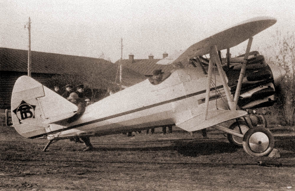 Опытный экземпляр истребителя И-5, получивший обозначение ВТ-11