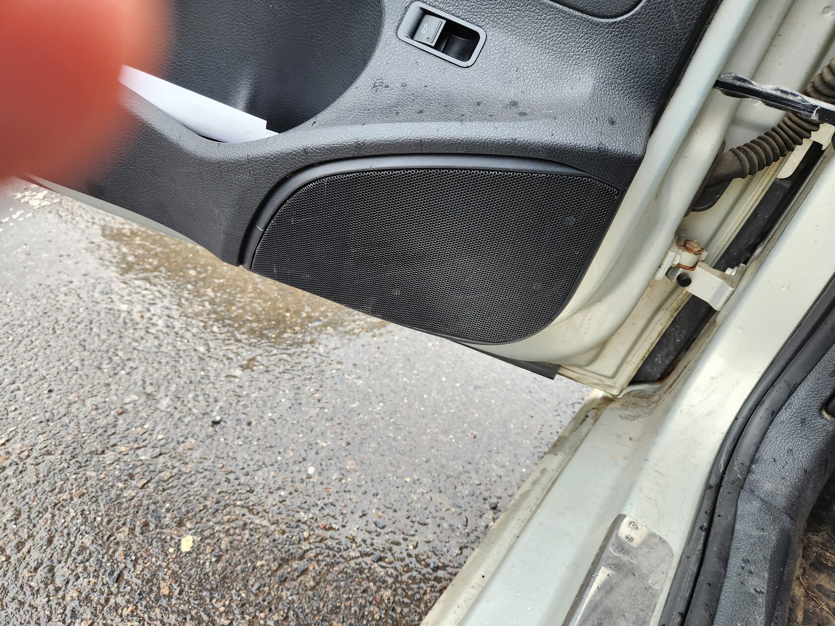 замена акустики Volkswagen Polo 5