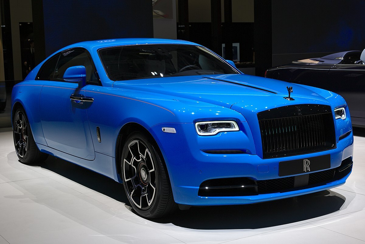 Luxury in Russia  Rolls-Royce
