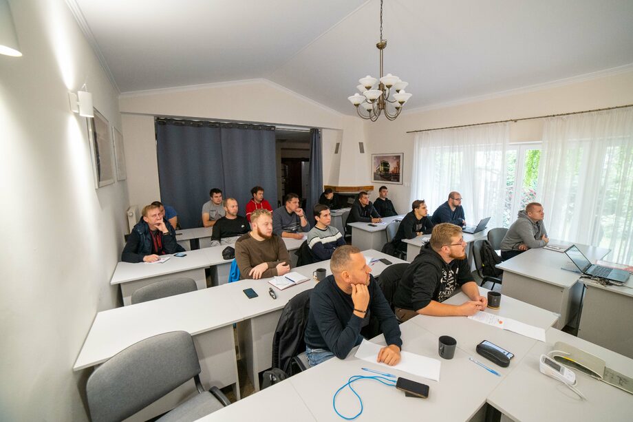 Как стать водителем-международником в Европе. Необходимые документы фото 3
