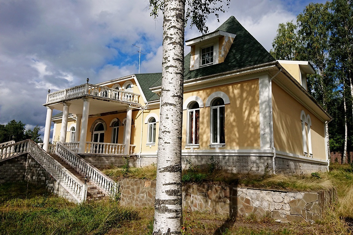 Аренда коттеджей в СПб и ЛО