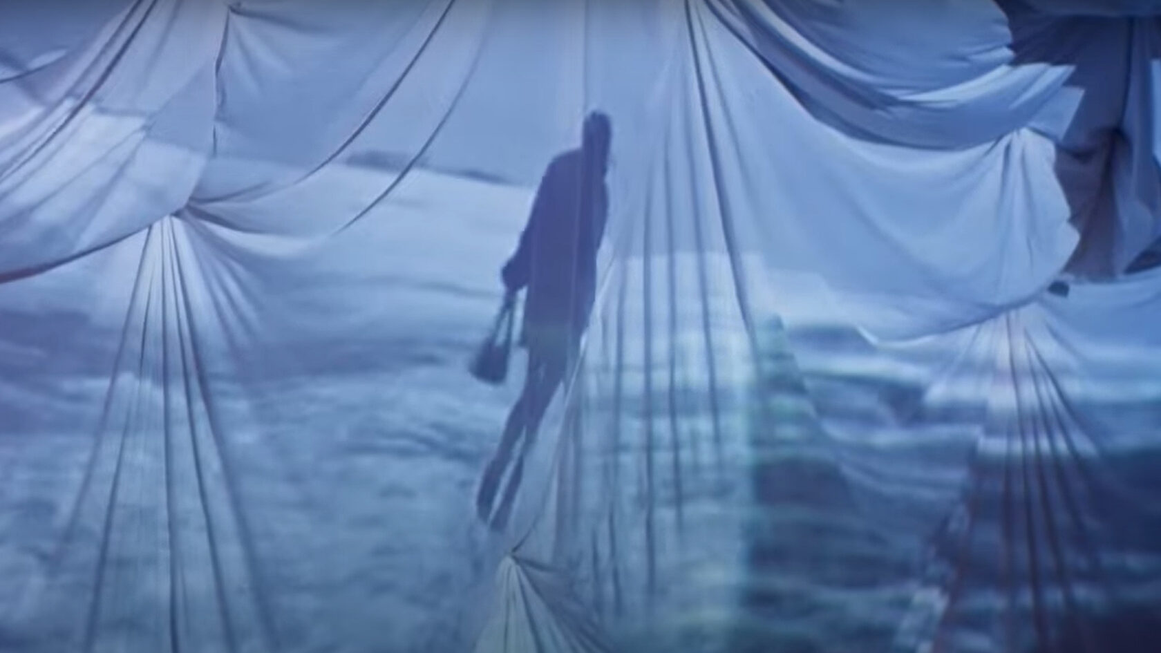 Кино про 22-й День рождения Деталей и выставку Отражение сновидений