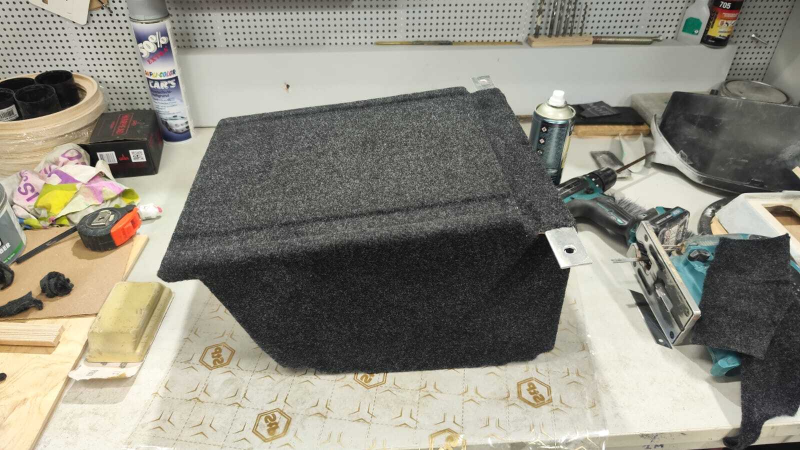 установка сабвуфера volkswagen multivan t6