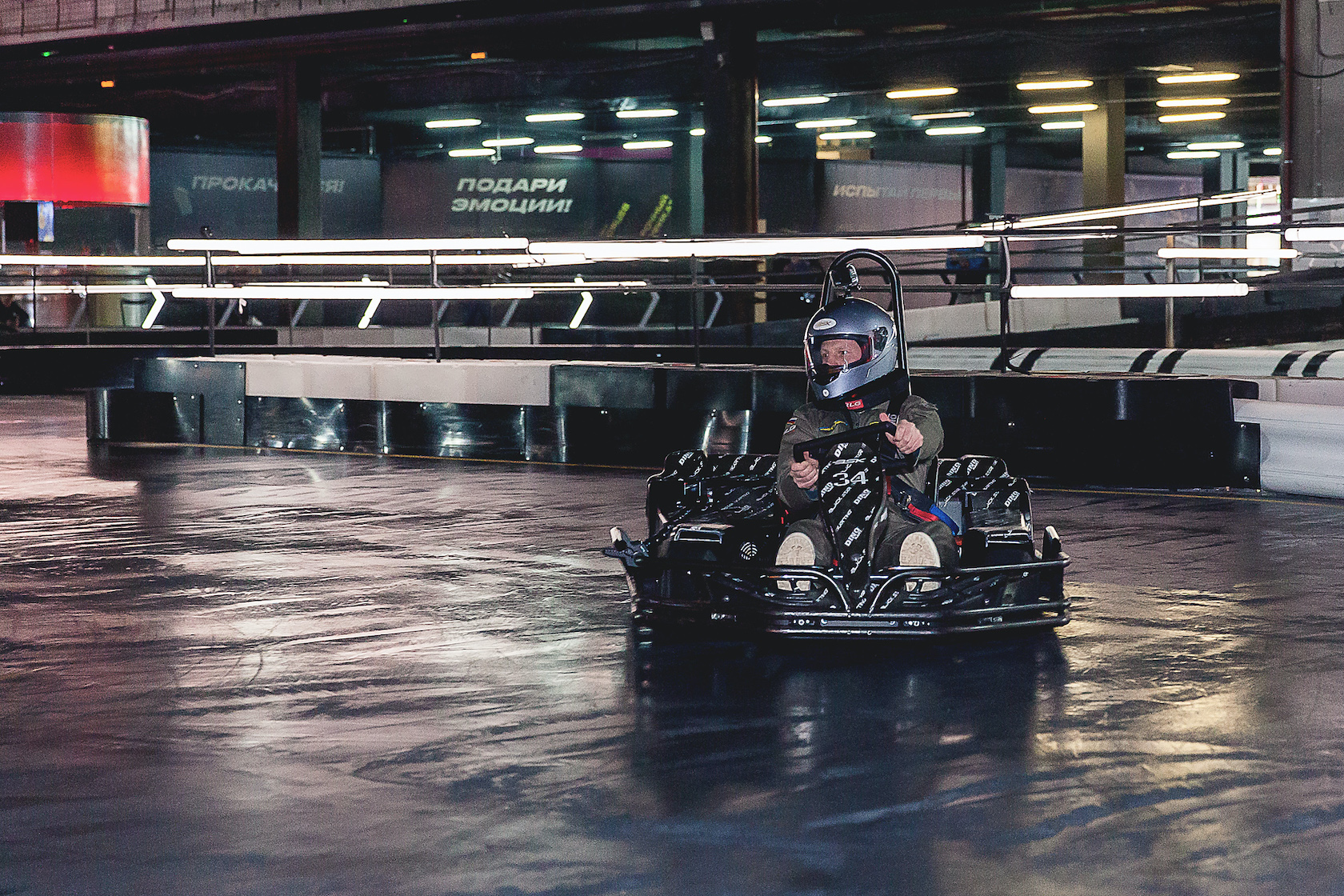 Картинг black star karting. Блэк стар картинг питерлэнде. Блэк стар картинг питерлэнде. Black star картинг спб питерлэнд. Black star karting автозаводская.