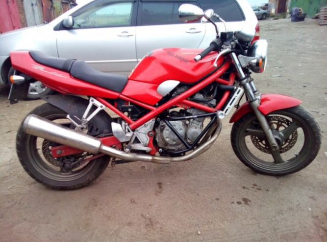 Suzuki bandit 250 фото