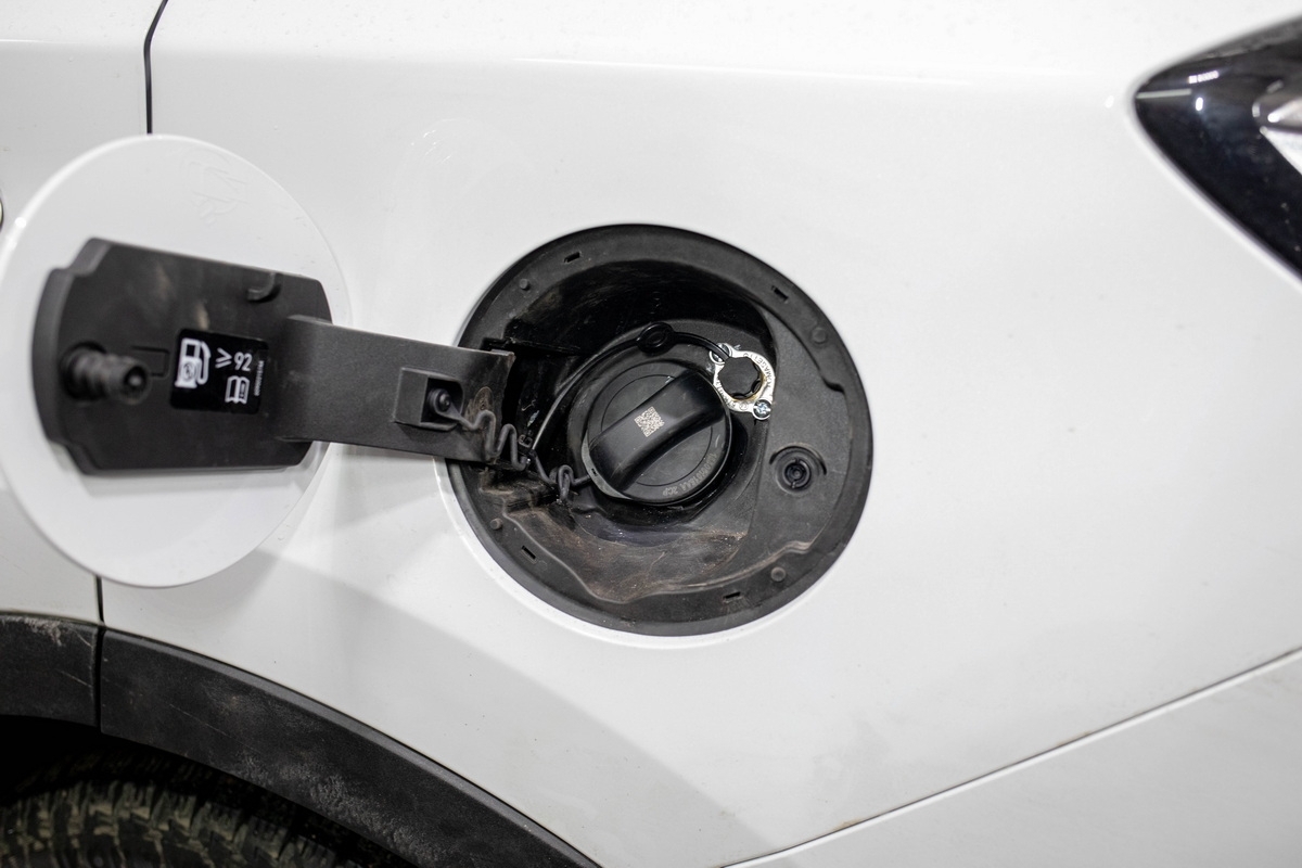 Выносное заправочное устройство TOMASETTO в лючке бака Chery Tiggo 7 Pro Max для заправки LPG пропаном