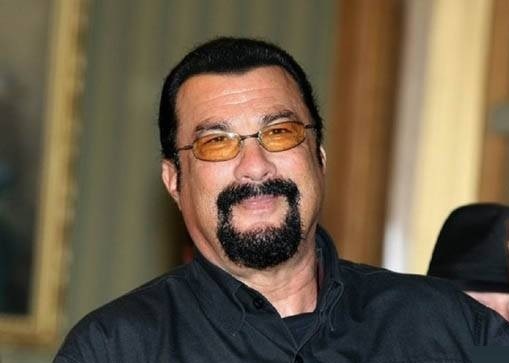 Стивен Сигал примет участие в музыкальном фестивале