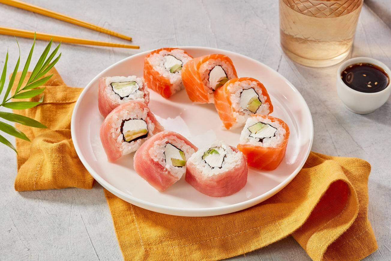роллы на ужин. макидзуси. плохие роллы. роллы и вино. круглые роллы бонито.