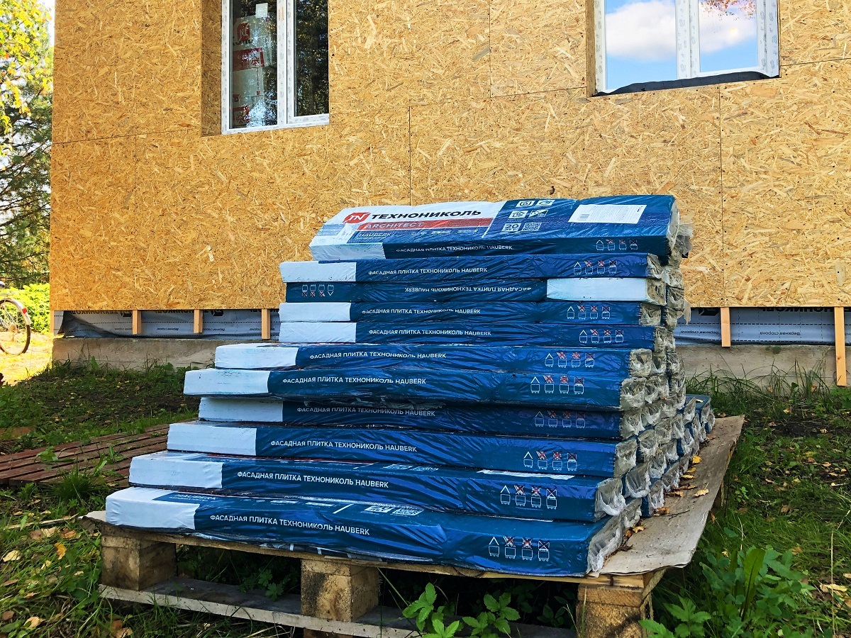 Как положить фасадную плитку на деревянный дом