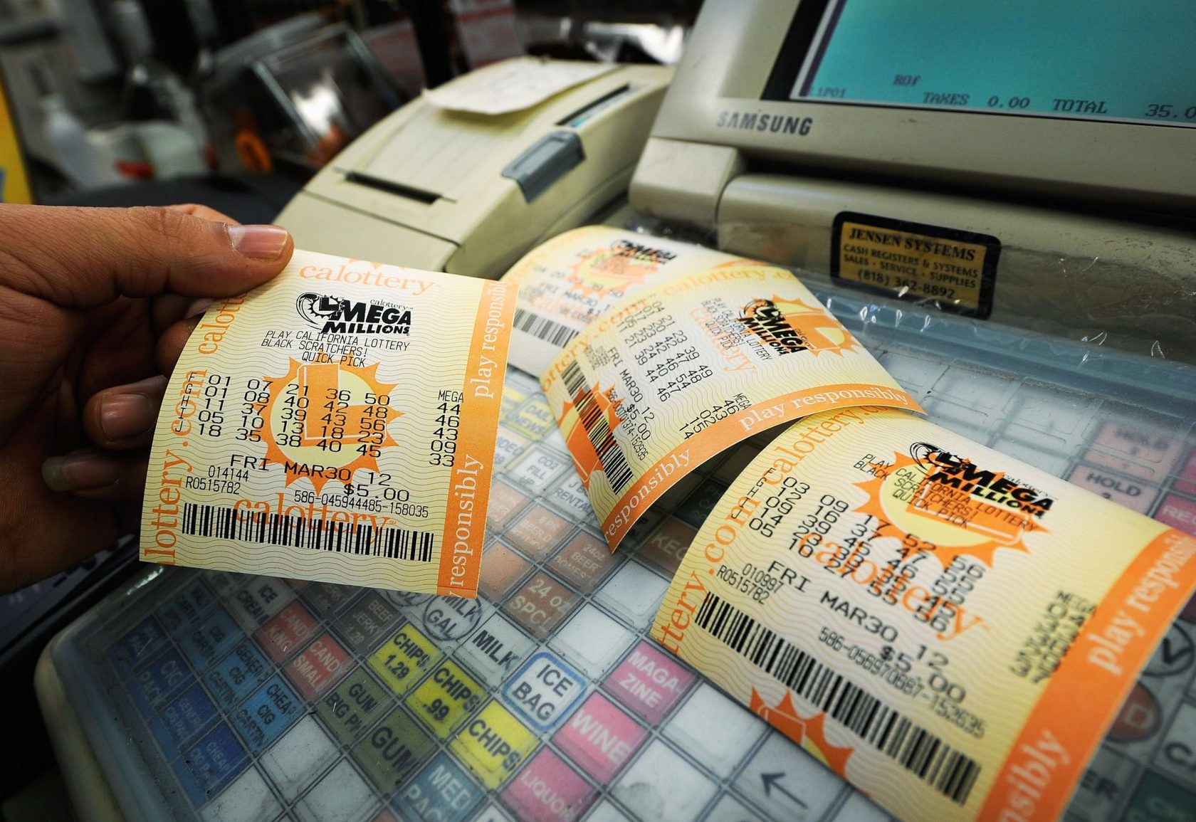 Неизвестный выиграл джекпот Mega Millions на 530 миллионов долларов -  MegaMillions.me