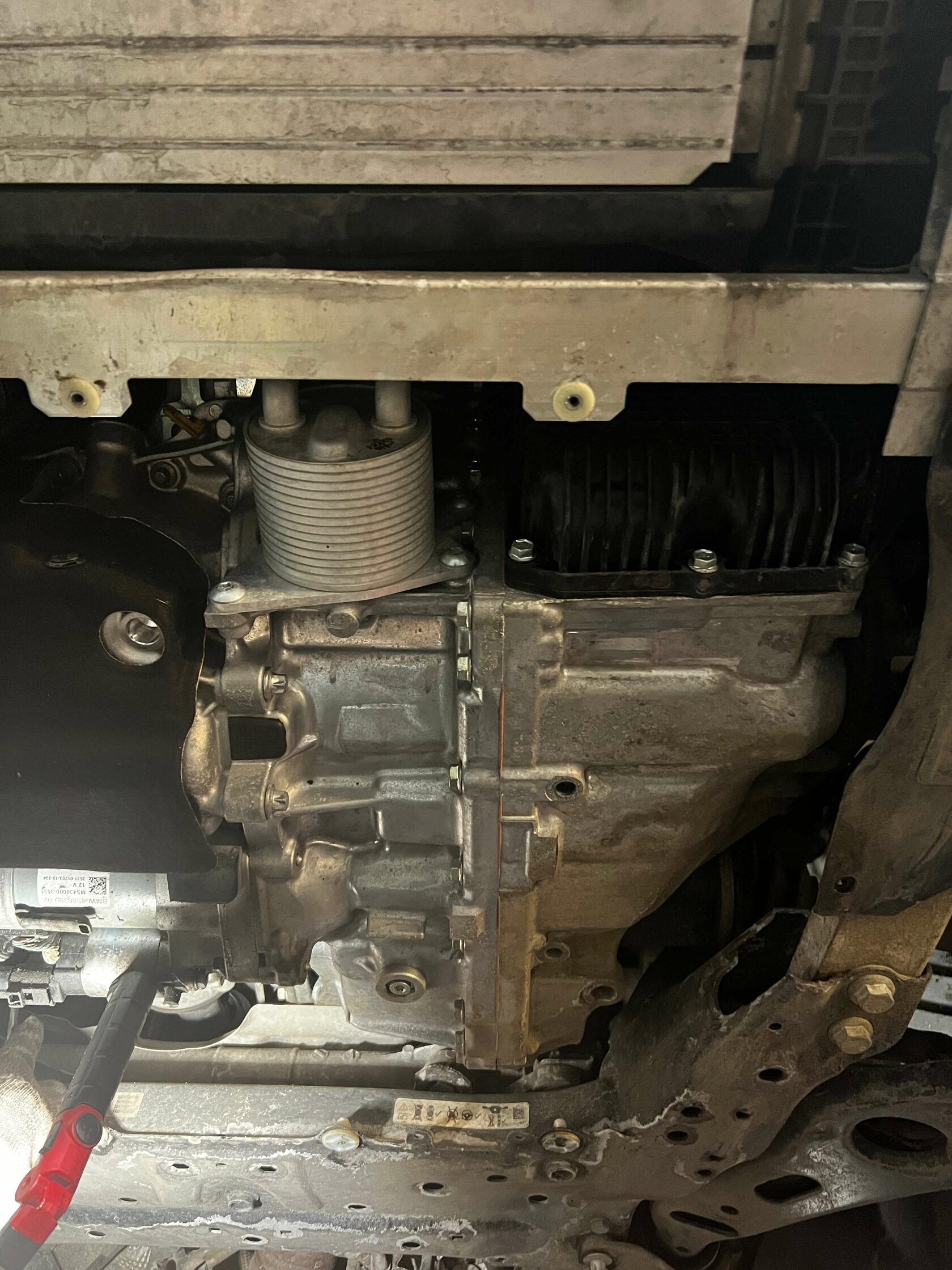 BMW 1 F40 аппаратная замена масла AISIN