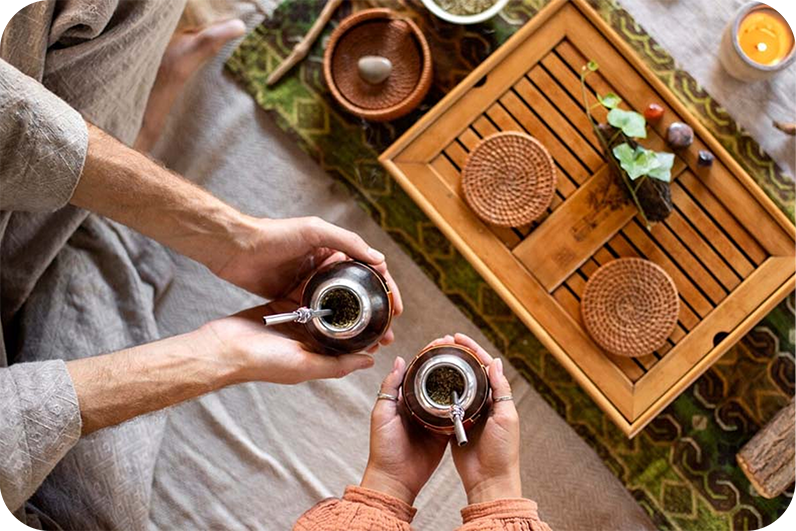 фото нанесения макияжа на лицо девушки 