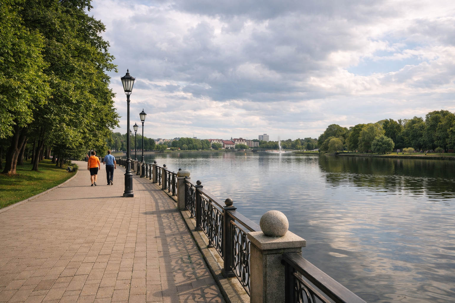 Верхнее озеро Калининград прогулка парк
