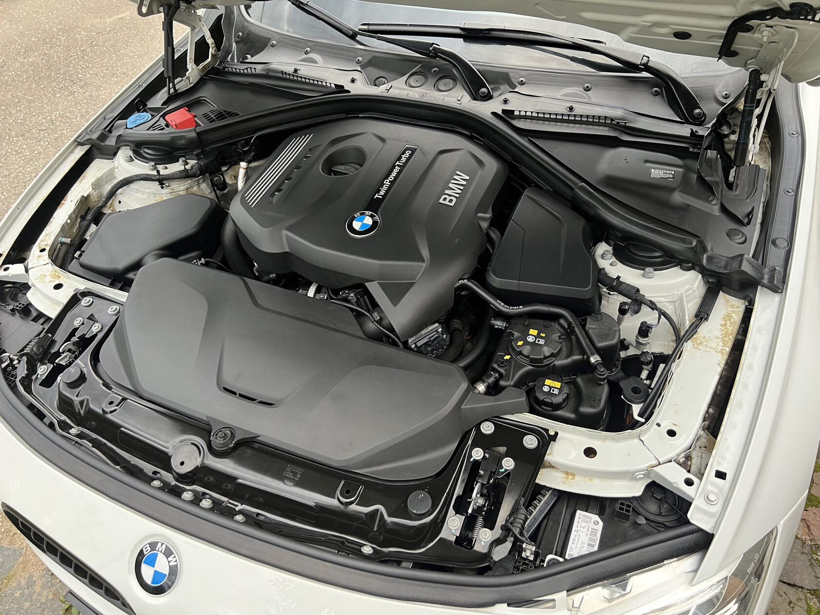 Подкапотка