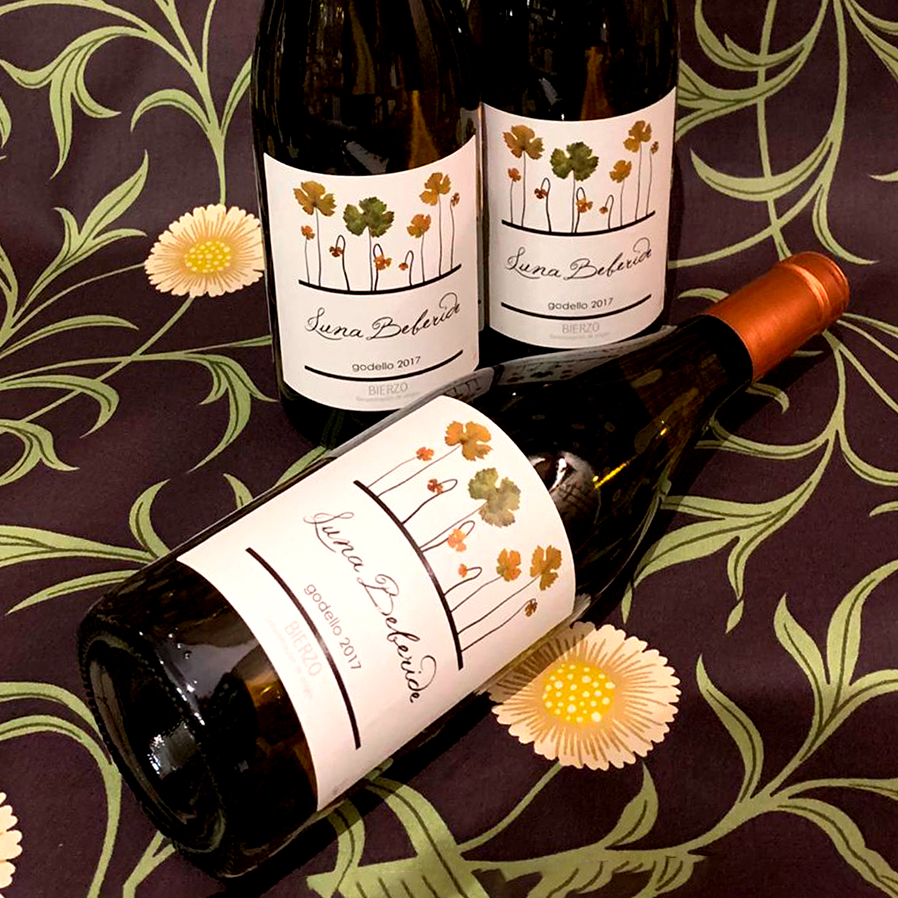 Вино Луна Бебериде Годелло