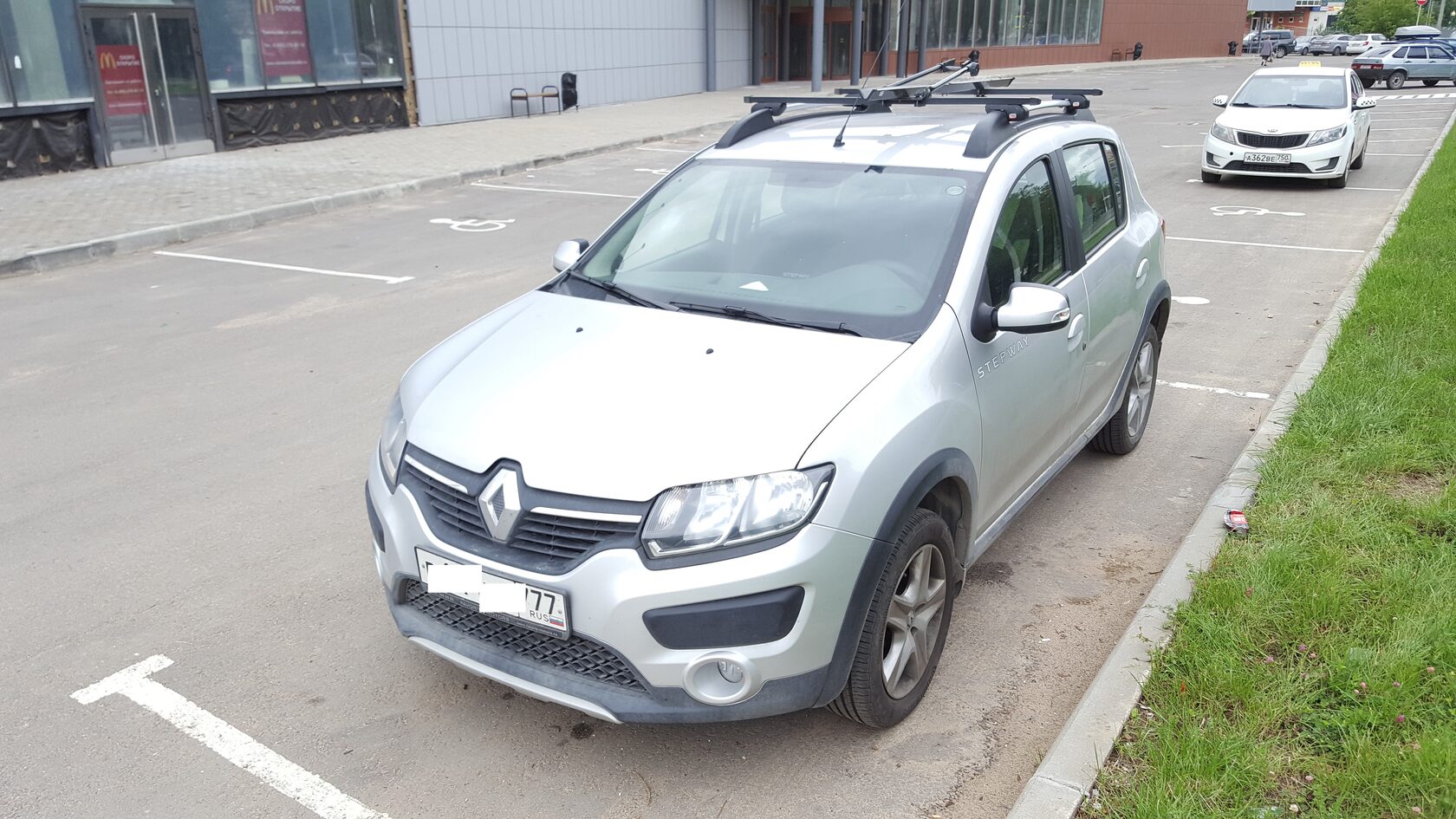 Установка сабвуфера MTX RT box в Renault Logan