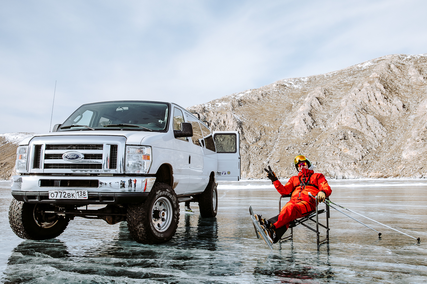 Индивидуальные туры на Байкал зимой