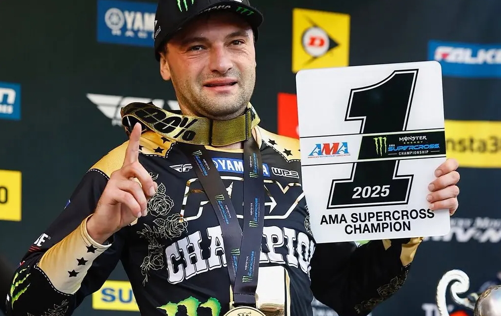 Купер Уэбб - трехкратный