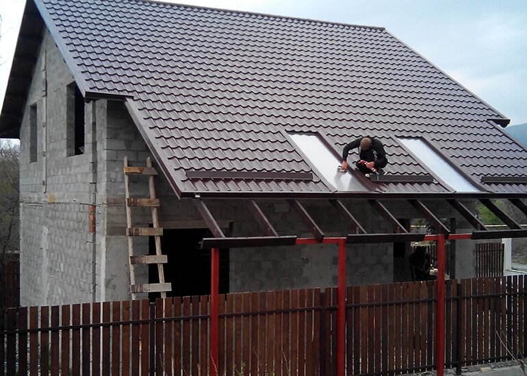 Результат кровельных работ дома в дачном посёлке Лесник