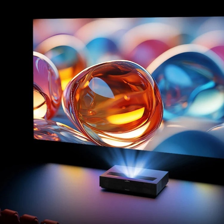 Лучшие ультракороткофокусные проекторы 2025 года