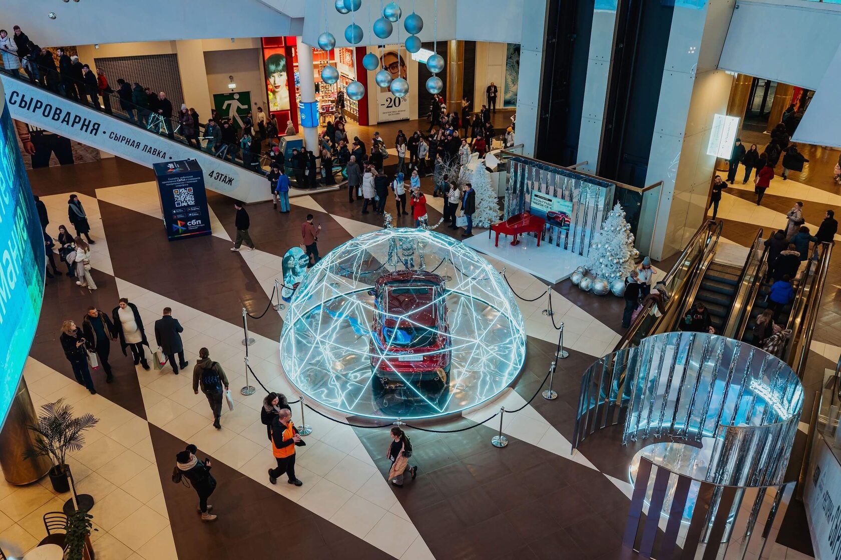 Галерея 8 марта