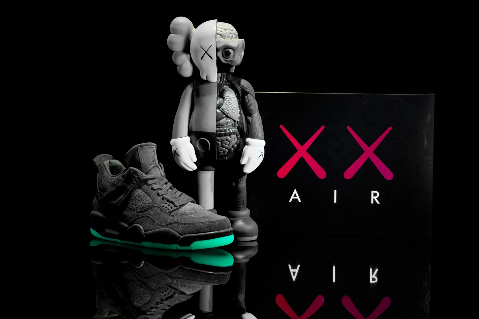 kaws aj4