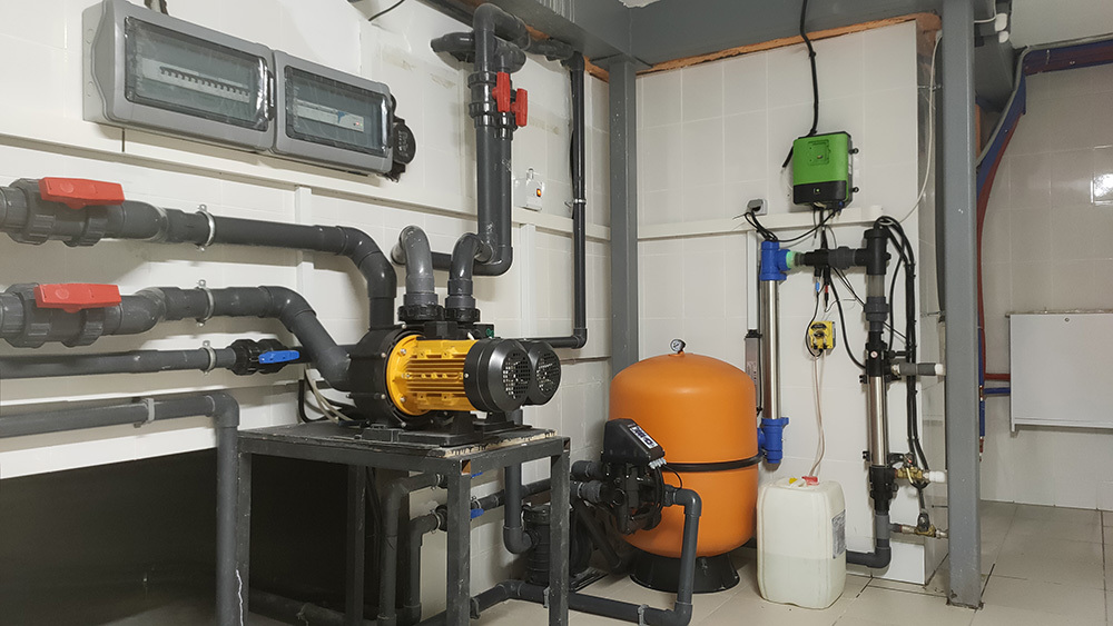 Модульный бассейн в Санкт-Петербурге на даче