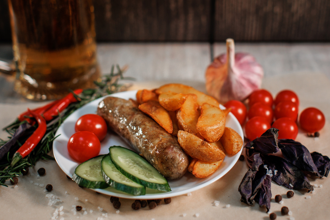 Заходите в кафе "Семейный дворик"!