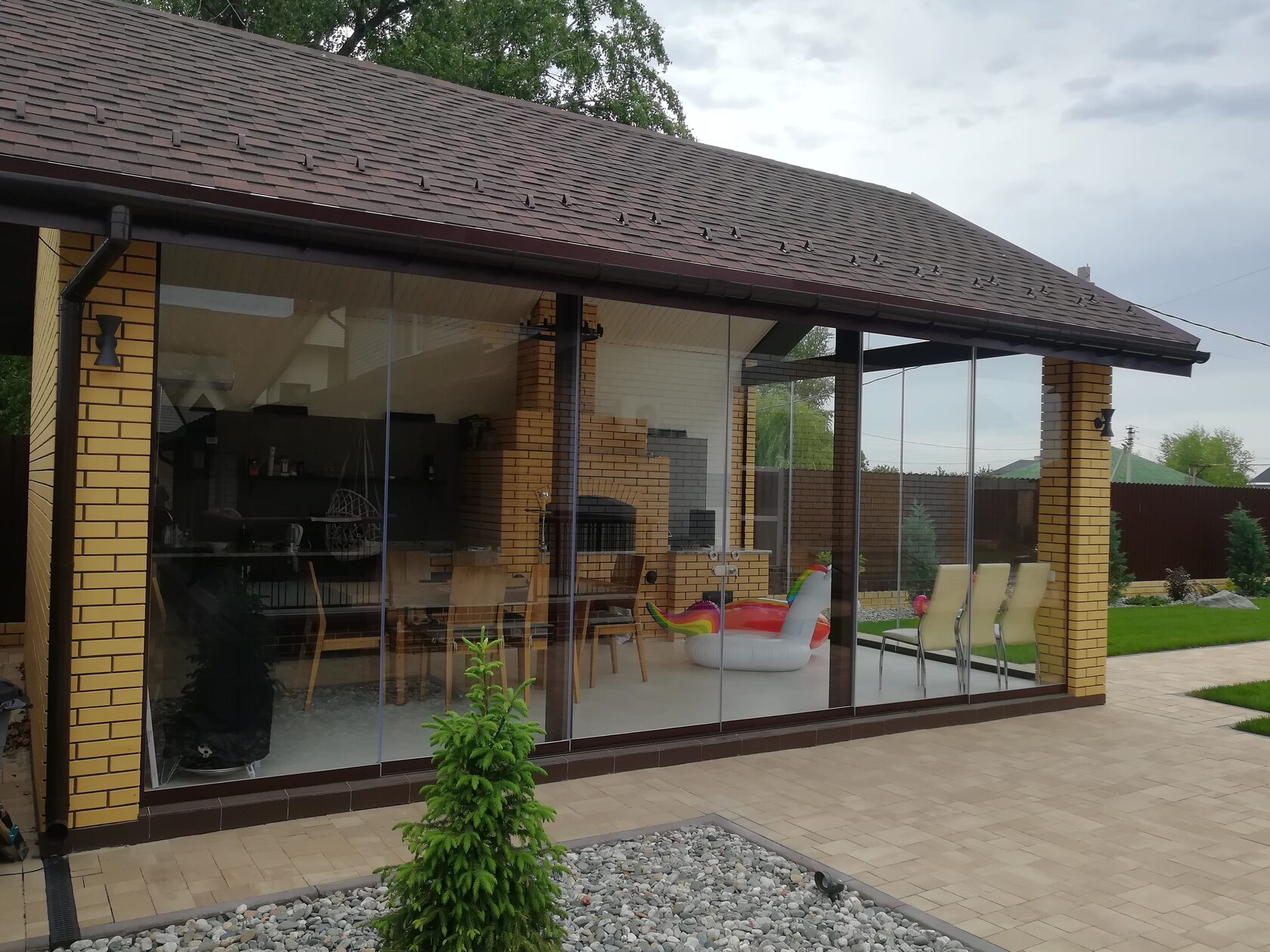 Остекление террас алюминиевым профилем