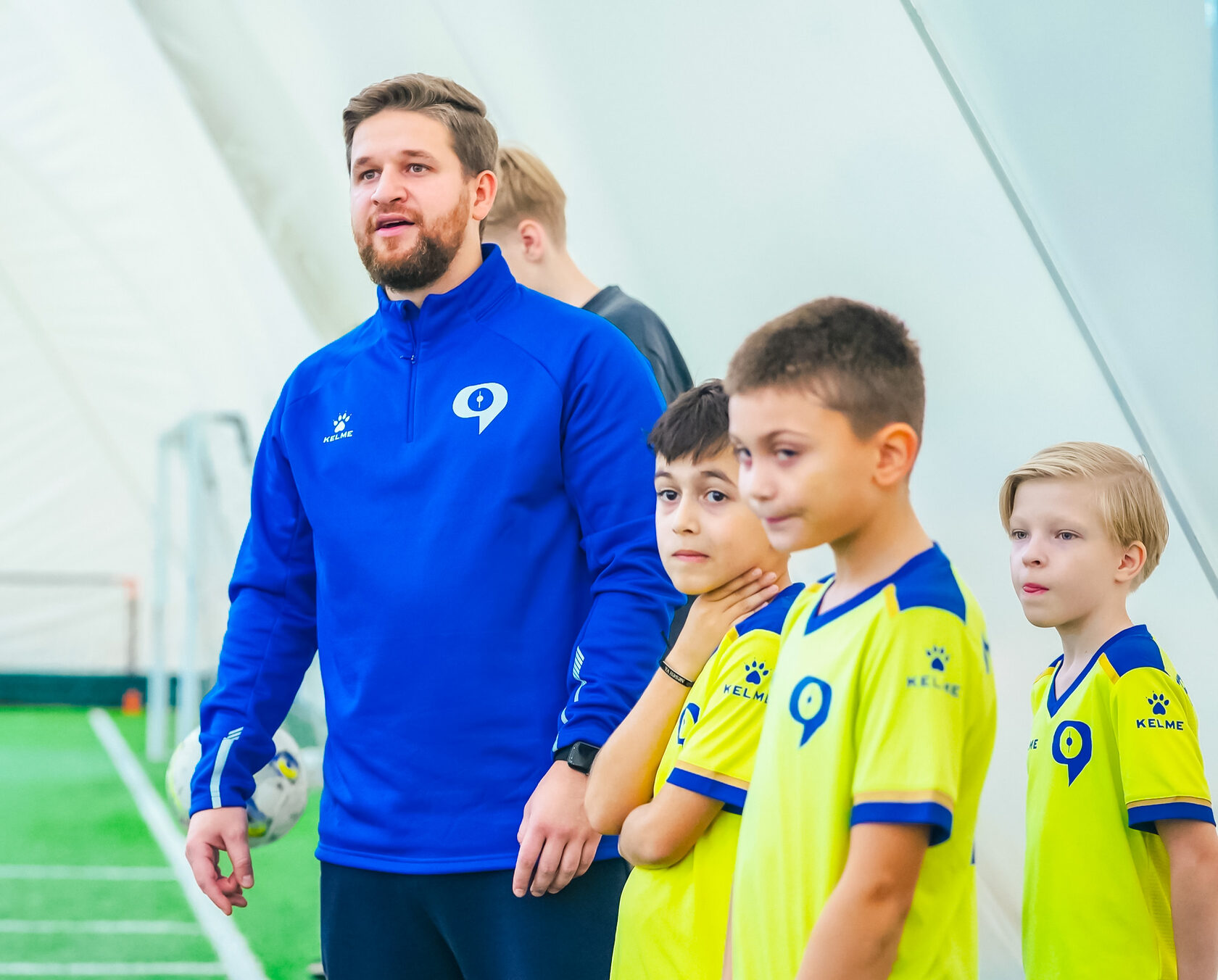 Тренер объясняет