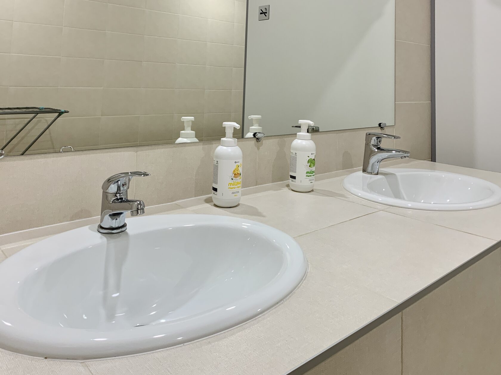 Хостел туалет