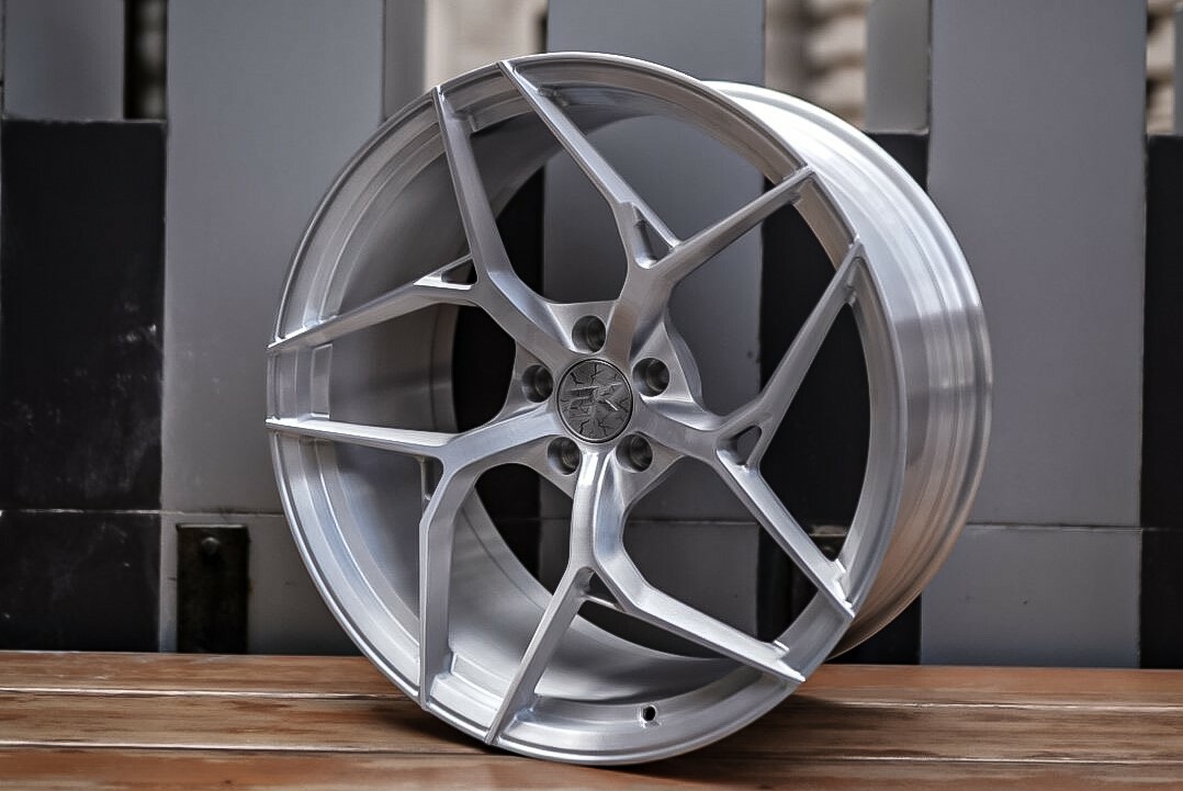 Кованые диски для BMW 5 G30