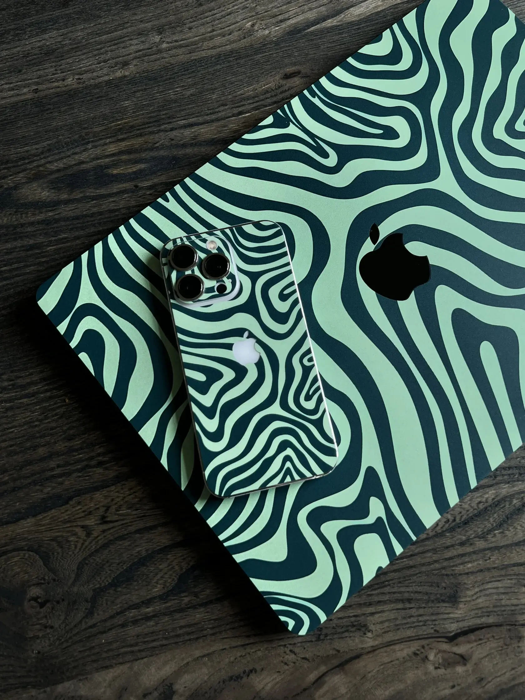Покрытия Safari для MacBook и iPhone