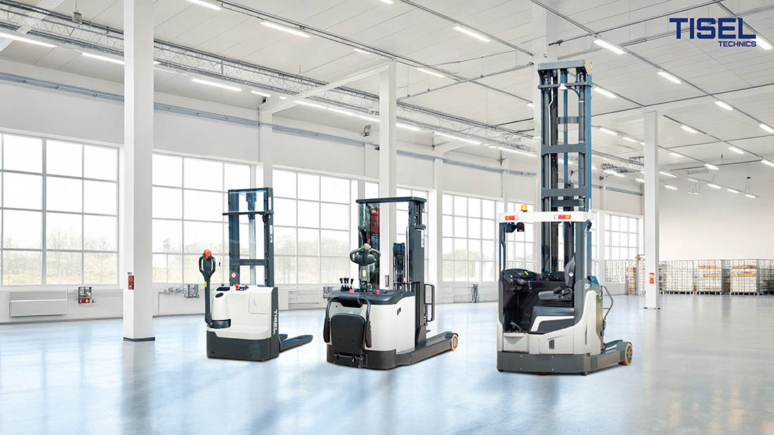 Ричтрак и штабелер в чем разница. Чем отличается ричтрак от штабелера. Что такое штабелер-ричтрак. Отличия ричтрака от штабелера по конструкции, функциональности и области применения