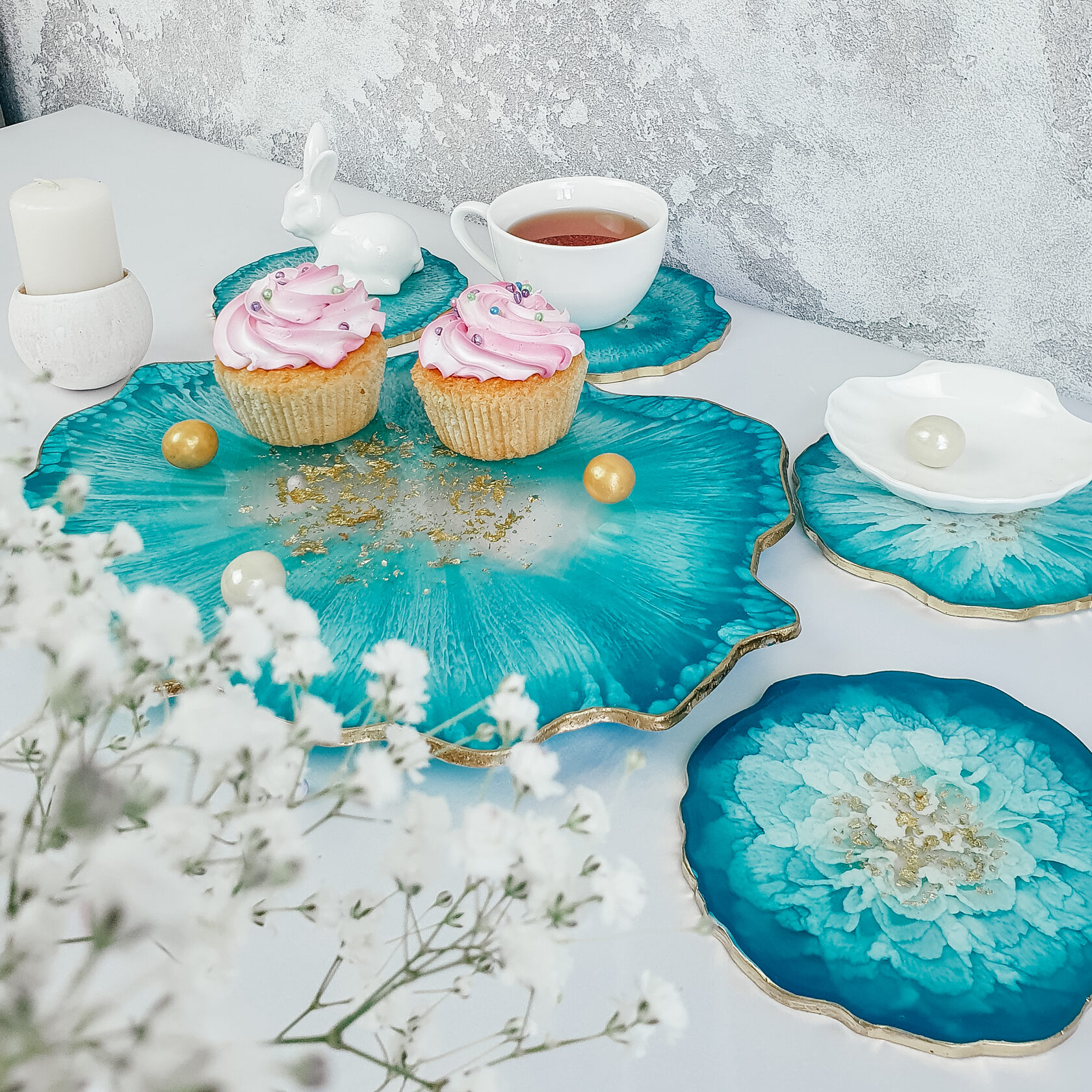 школа смолы. школа смолы. часы из эпоксидной смолы. стеклянный шар галактика. техника resin art эпоксидная смола мастер класс.