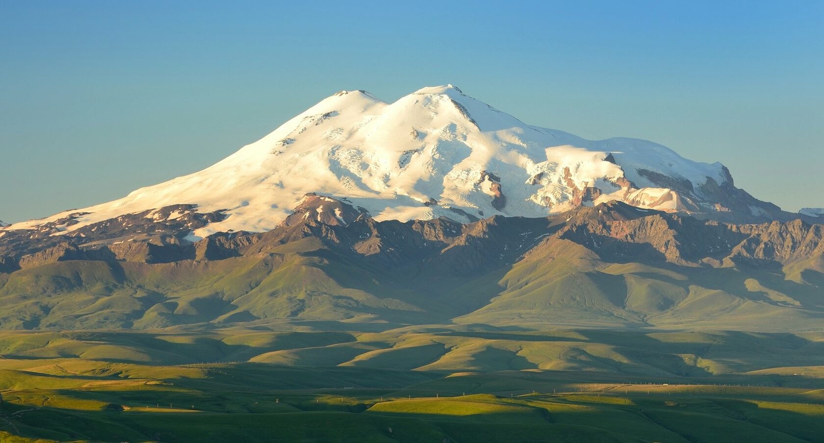 Экскурсия на эльбрус из кисловодска отзывы. Экскурсия на эльбрус из кисловодска отзывы. Экскурсия на эльбрус из кисловодска отзывы. Гора баран кисловодск. Домбай эльбрус экскурсии.