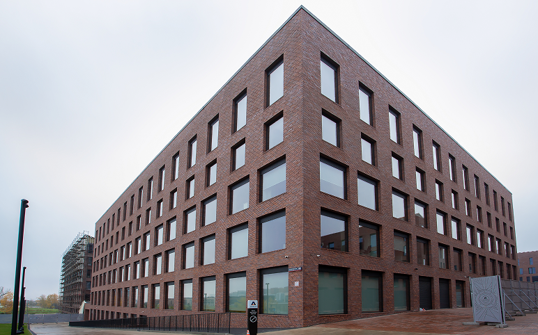 Навесной вентилируемый фасад