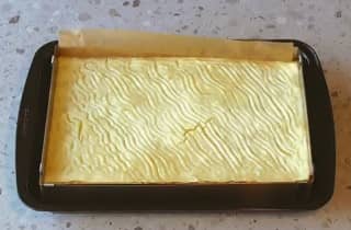 Приготовление творожной запеканки с вермишелью в духовке: шаг 11