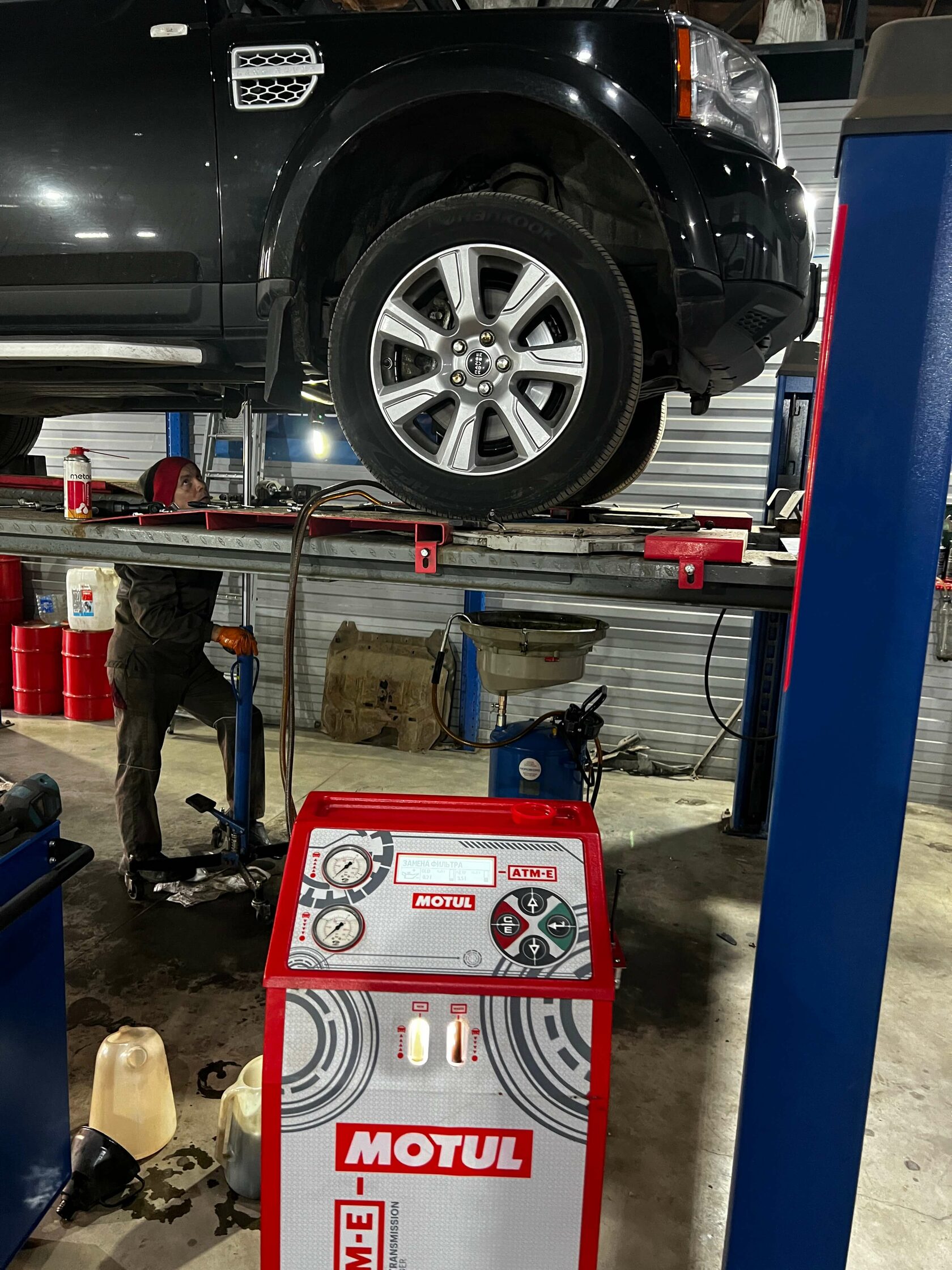 Замещение масла в АКПП Discovery 4