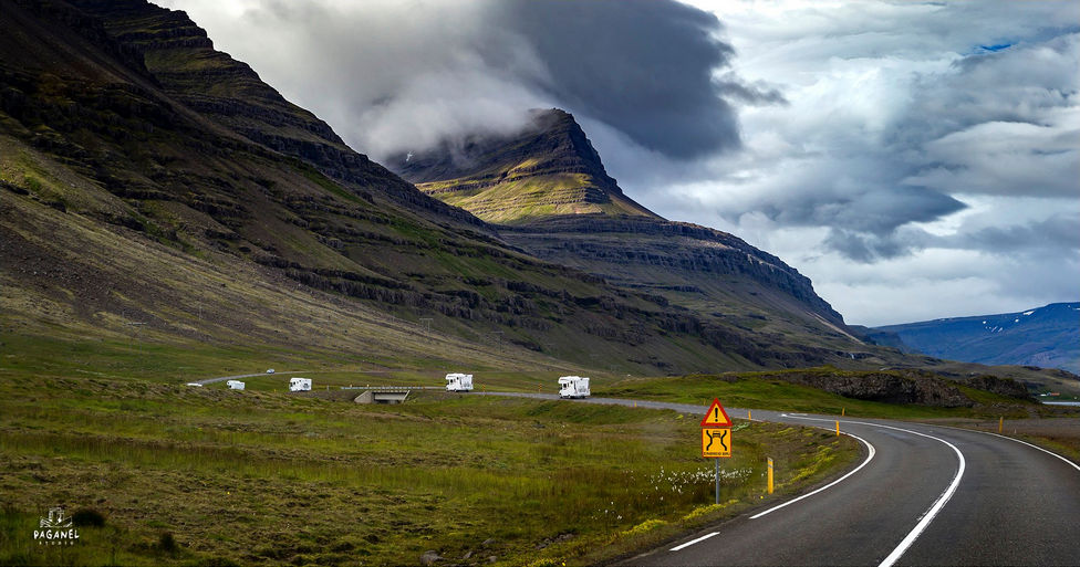Экспедиция исландия. Дьюпивогур Исландия. HDRI Исландия. Реклама в Исландии пример. На чем ездят в Исландии.