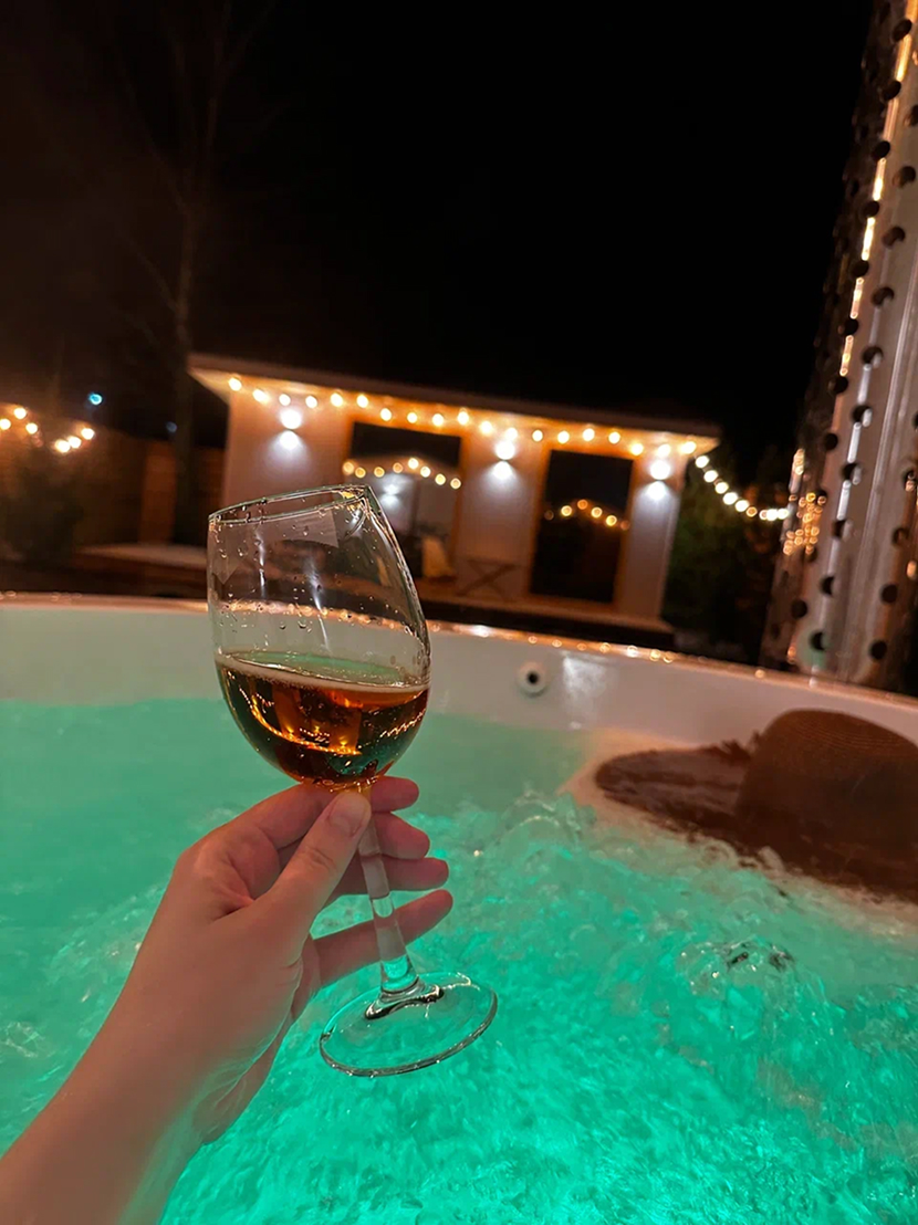 Спа-глэмпинг в Подмосковье в Aframe Happy