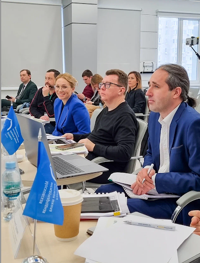 Юлия Анцупова на комиссии по защите дипломов программы MBA в МИРБИС