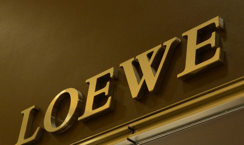 Объемные золотые буквы для бутика