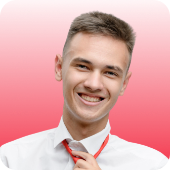 Валерия Кадочникова, Product manager Profitbase, девушка с короткой стрижкой, блондинка, в черной футболке